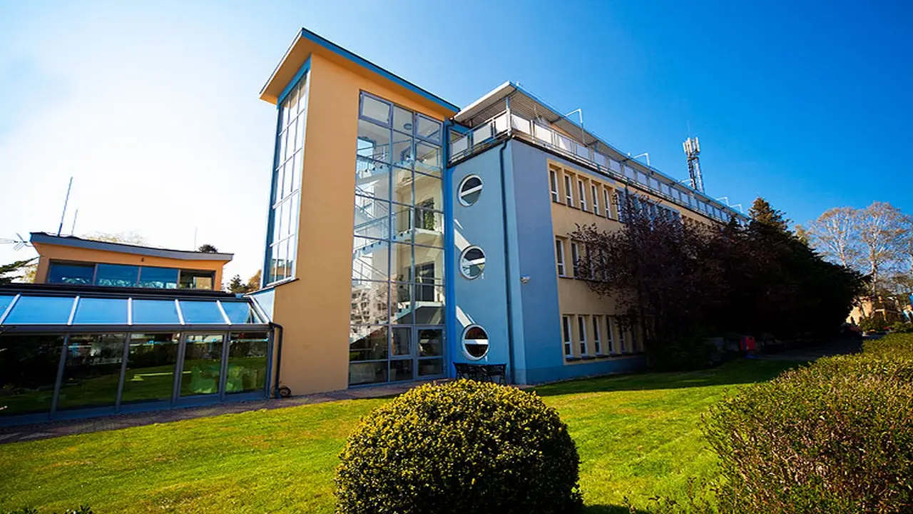 Jastrz�bia G�ra - Dom Wczasowy Zew Morza