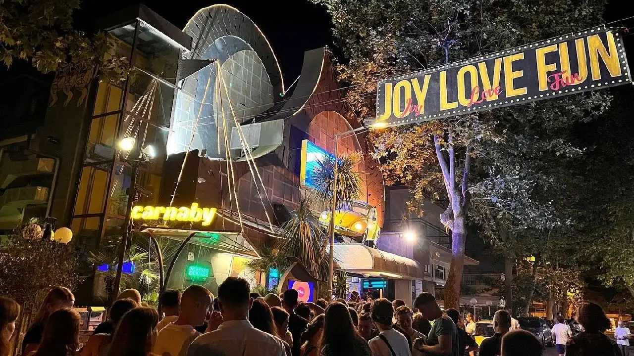 W�ochy - Rimini - ob�z rekreacyjny Party Trip - hotel Karin - wylot z Krakowa, Wroc�awia, Warszawy (Modlin)