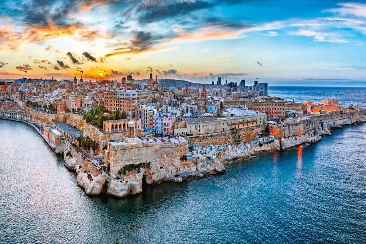 Malta - Sliema - kurs j. angielskiego Junior Family IELS - wylot z Warszawy