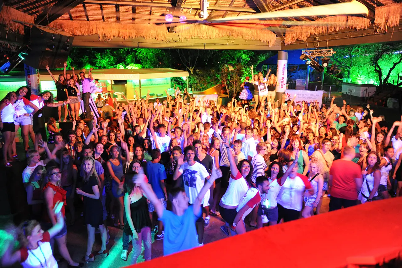 Malta - Sliema - kurs j. angielskiego Junior Family IELS - wylot z Gda�ska, Krakowa, Wroc�awia