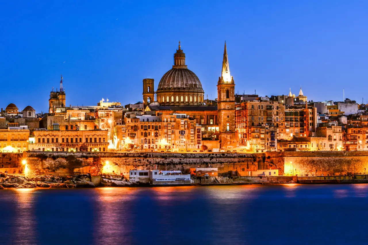 Malta - Sliema - kurs j. angielskiego Junior Residence IELS - wylot z Gda�ska, Krakowa, Wroc�awia