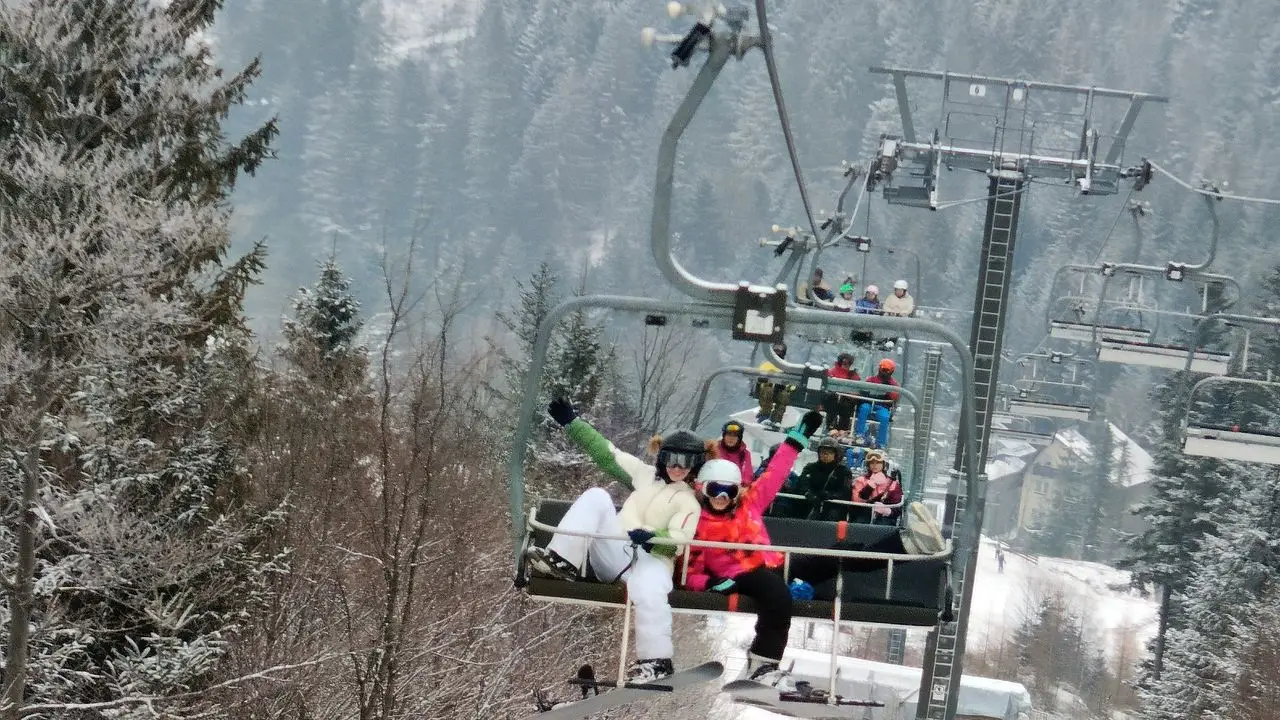 Korbiel�w - ob�z narciarski