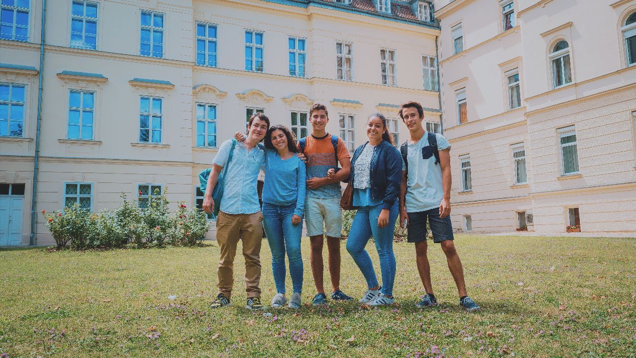 Austria - Wiede - indywidualny kurs j. niemieckiego hotel ACTILINGUA - wiek: 16-19