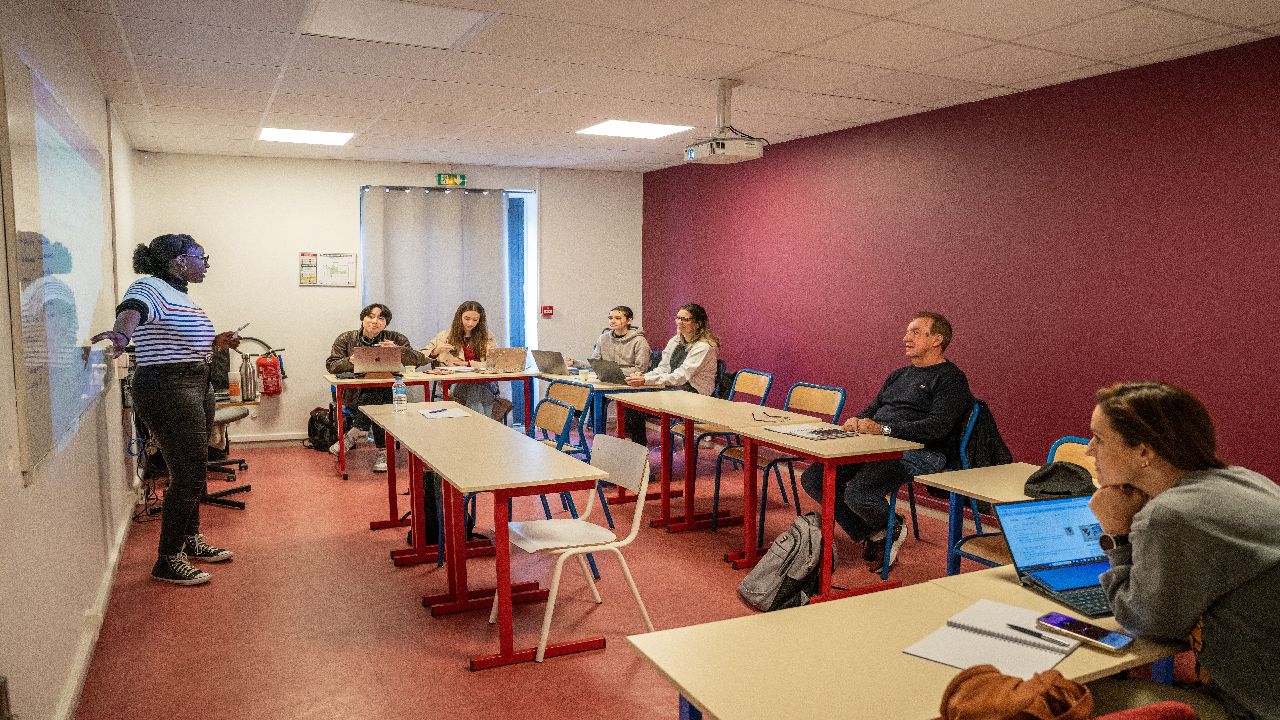 Francja - Rouen - indywidualny kurs j. francuskiego rodziny FRENCH IN NORMANDY-wiek: 16+