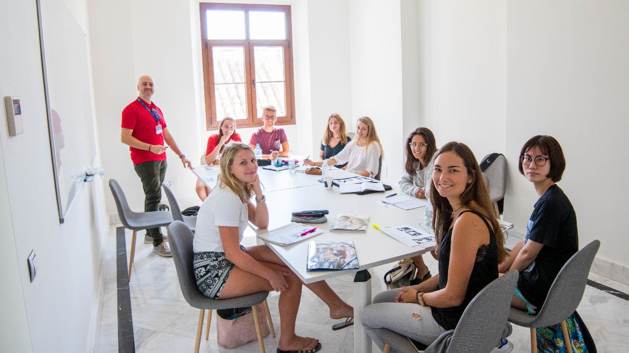 Hiszpania - Malaga - indywidualny kurs j. hiszpaskiego rodziny ENFOREX - wiek: 16+