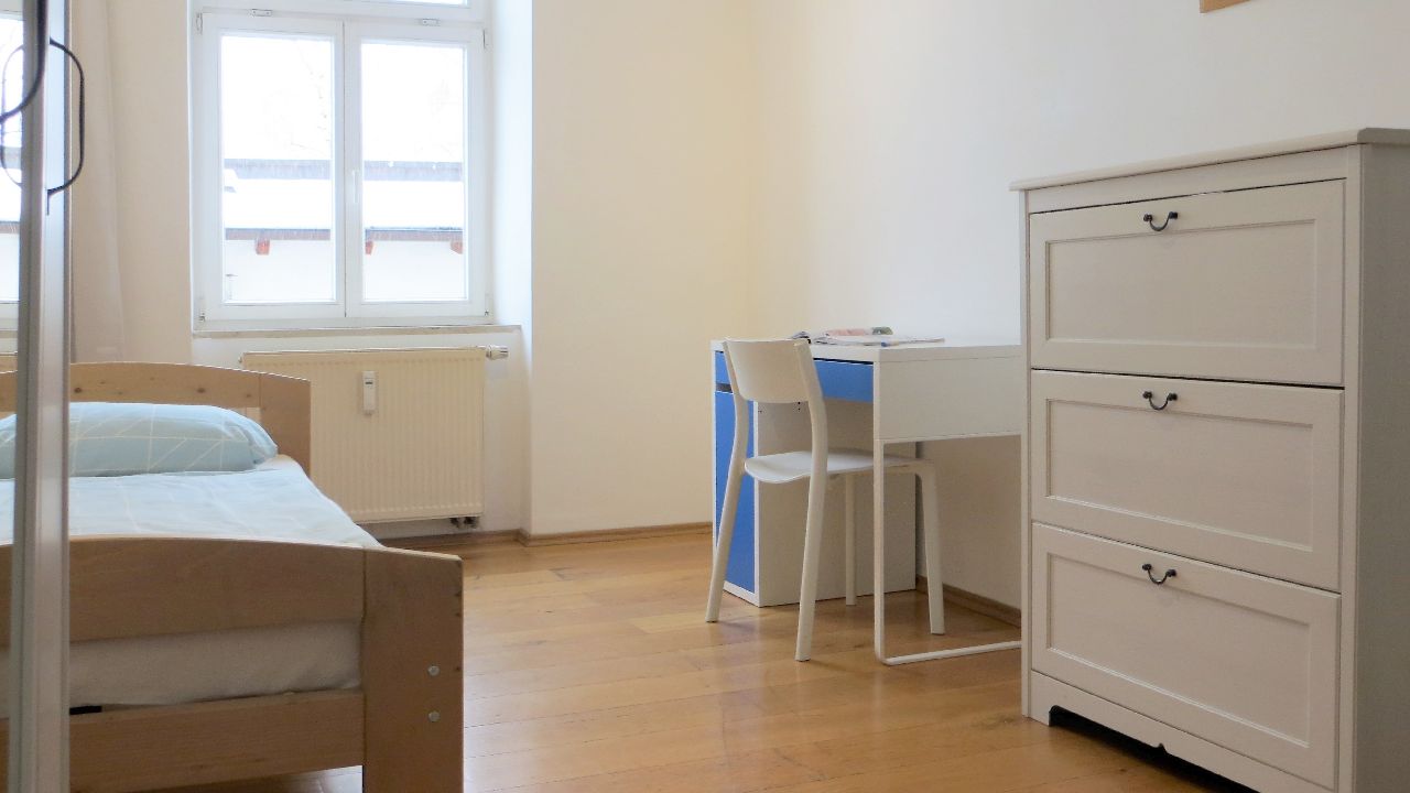 Niemcy - Monachium - indywidualny kurs j. niemieckiego apartamenty BWS - wiek: 18+