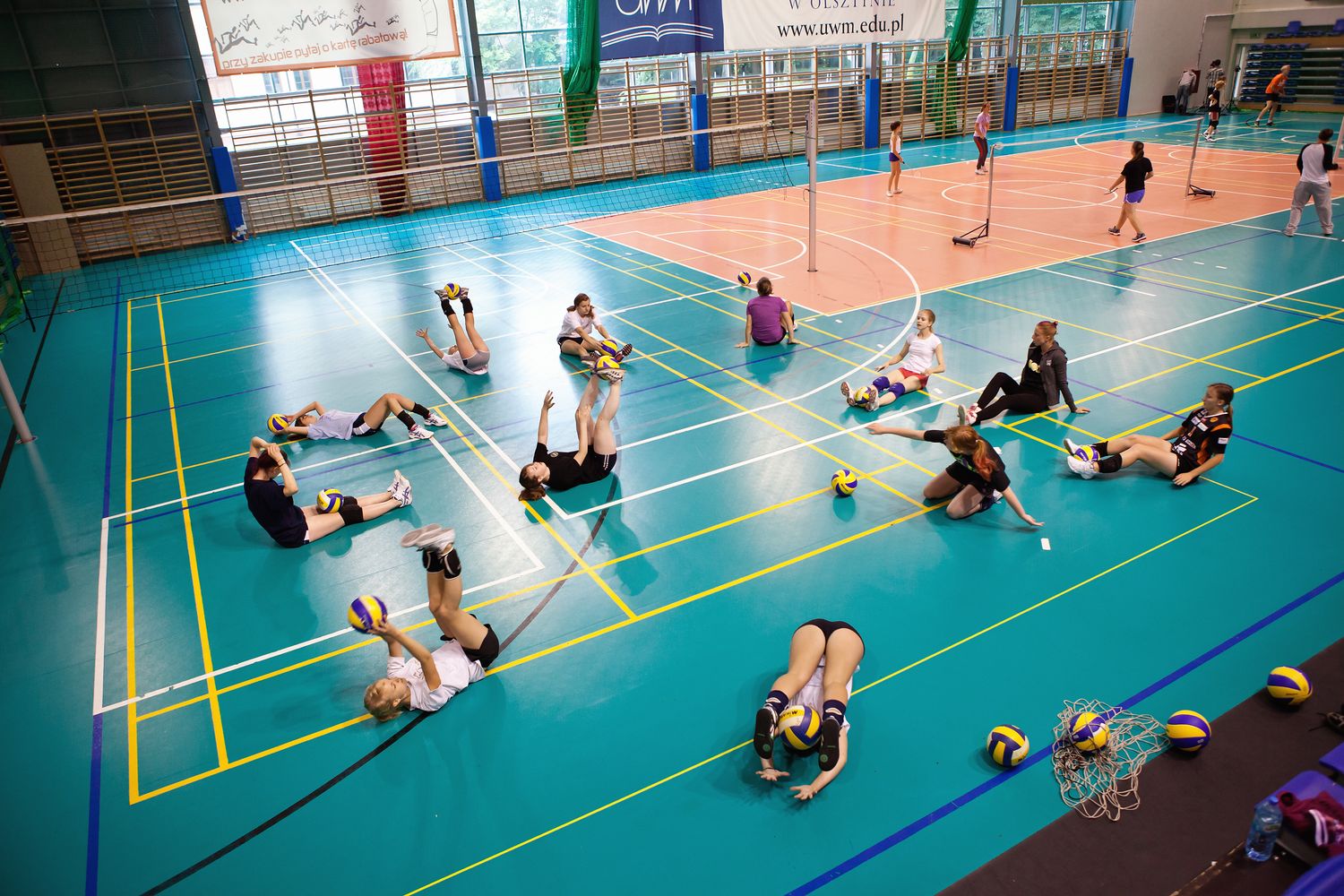 Kortowo - FunFestival - ob�z siatk�wki