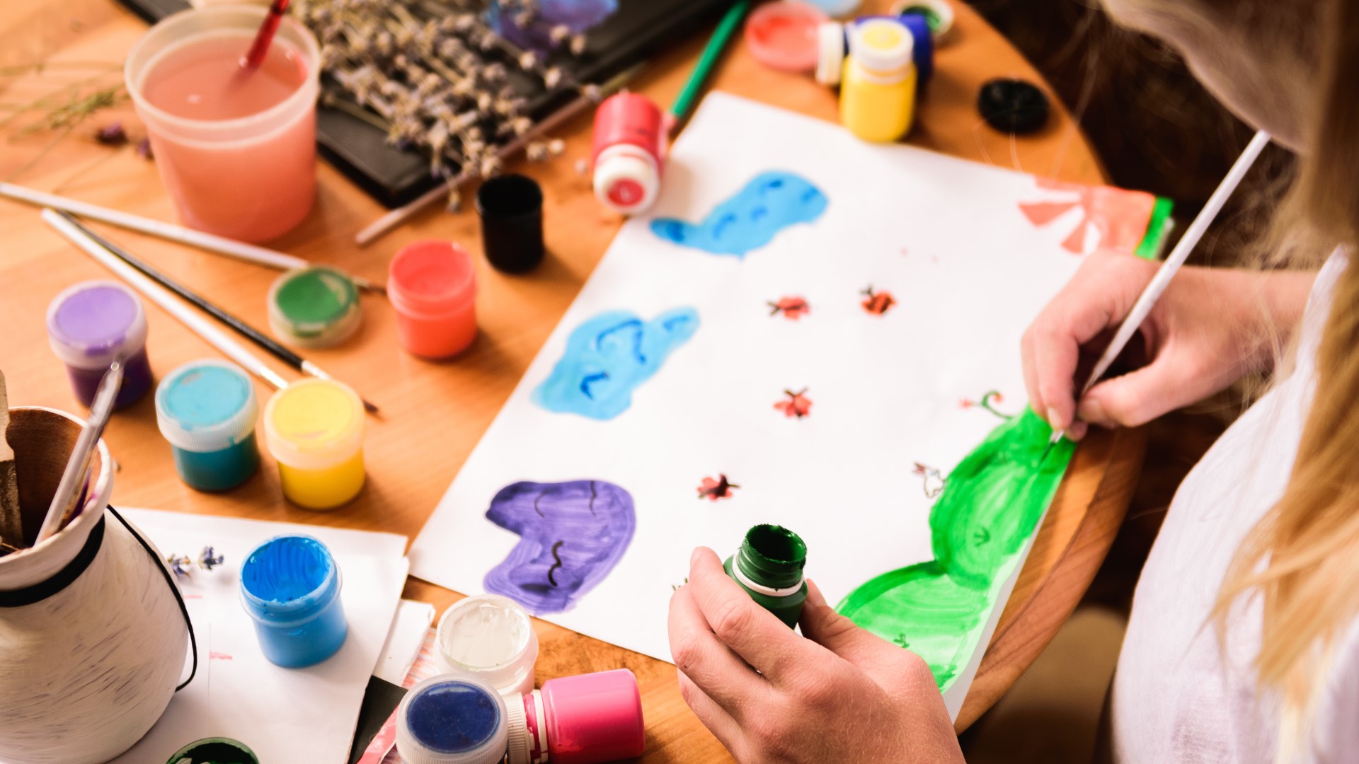 Ustro� - kreatywno - plastyczne 