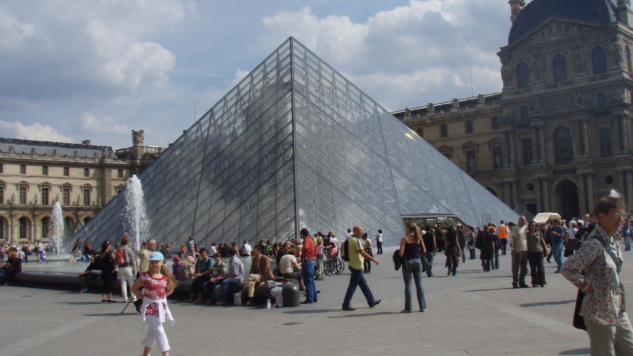 Francja - Pary� - Dzie� Kobiet - wylot z Katowic, Wroc�awia, Warszawy