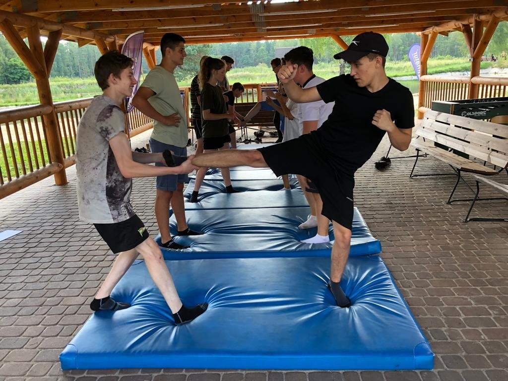 Z�oty Potok - Jura - fight camp - ob�z sztuk walki i samoobrony