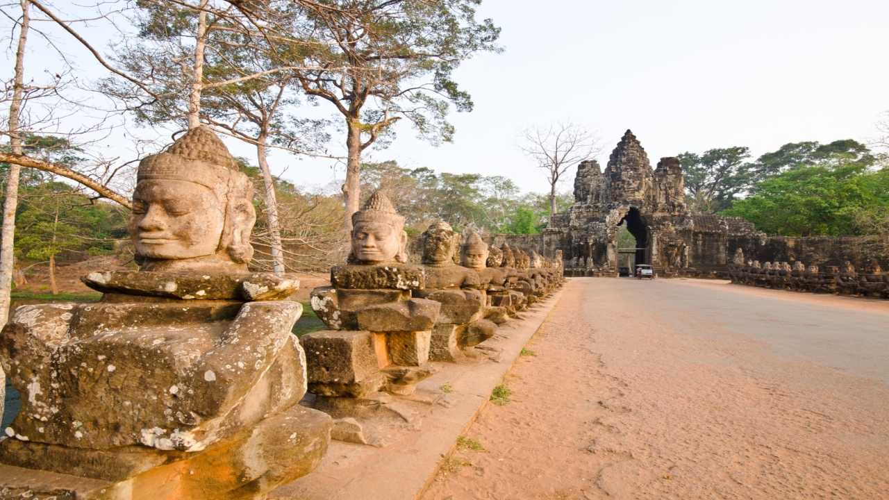 Tajlandia, Wietnam, Kambod�a, Malezja, Singapur, Indonezja - Sze�� kraj�w Azji