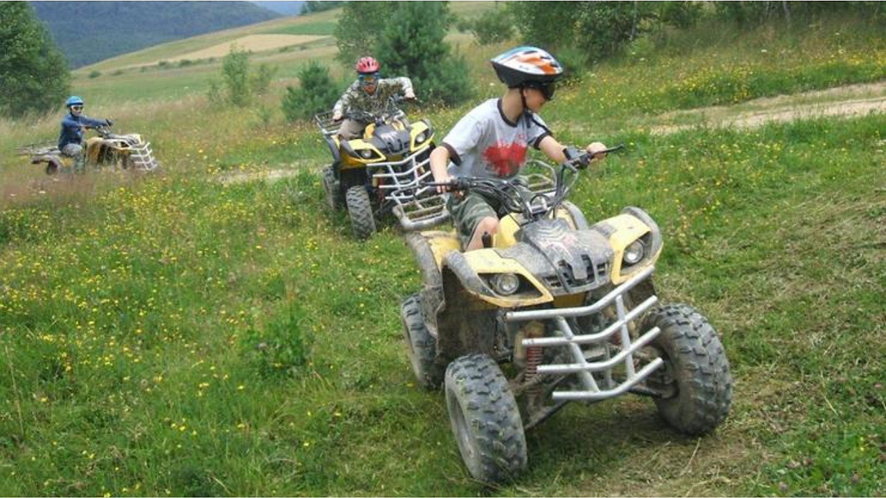 Muszyna - ob�z Fabryka Adrenaliny sala wieloosobowa (tylko ch�opcy)