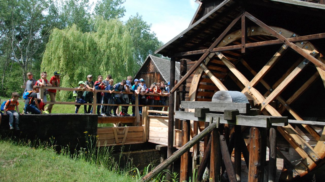 Krasiej�w - ob�z robotyki z wykorzystaniem klock�w LEGO*