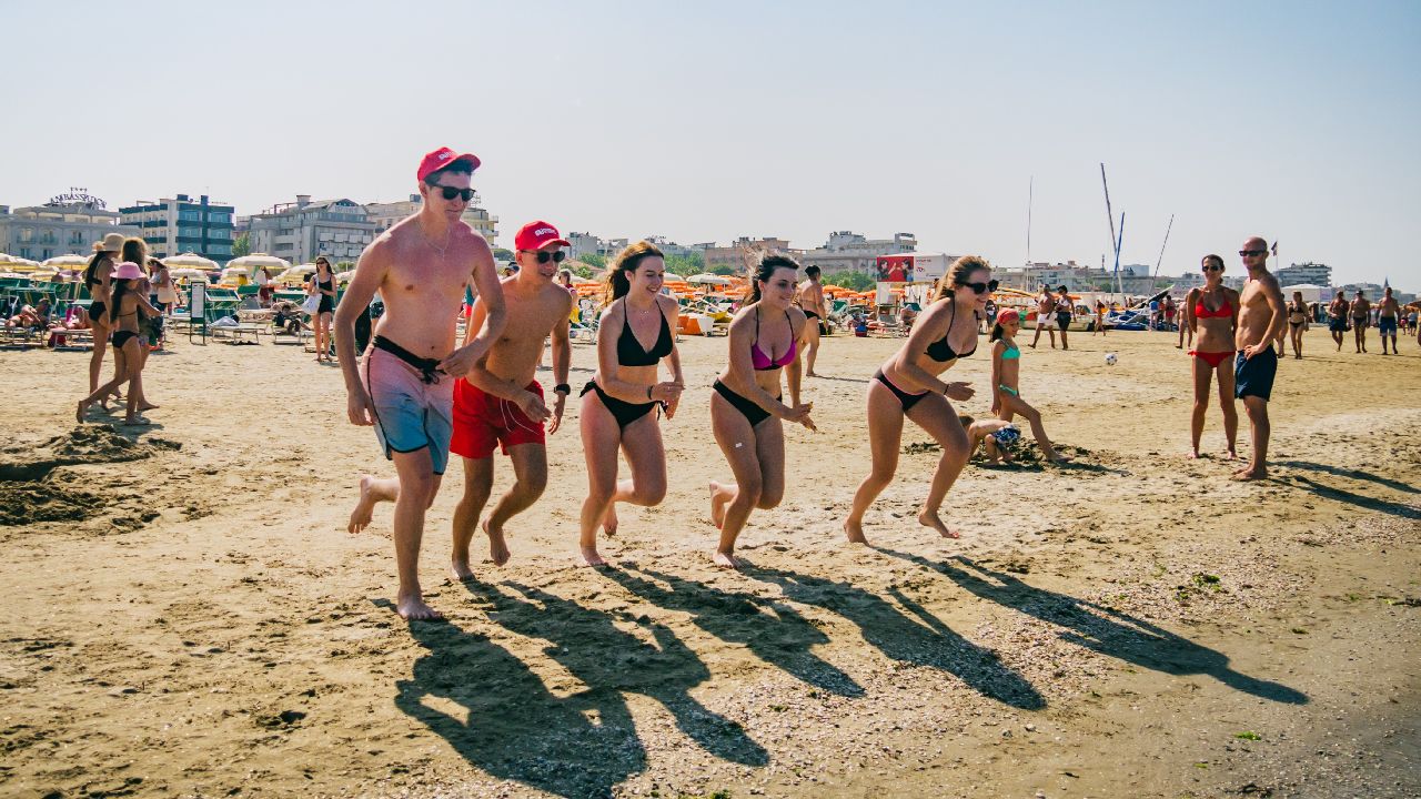 W�ochy - Rimini - hotel Consul - ob�z rekreacyjny Party Trip