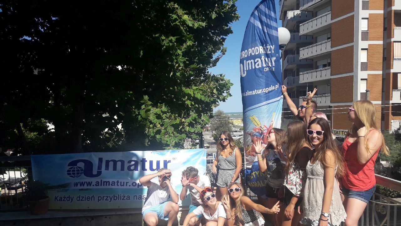 W�ochy - Rimini - hotel Consul - ob�z rekreacyjny Party Trip