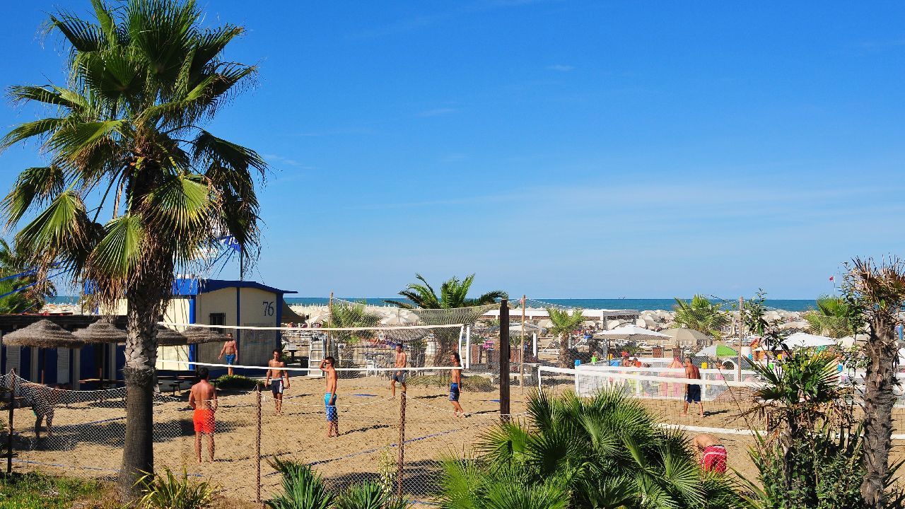 W�ochy - Rimini - hotel Consul - ob�z rekreacyjny Party Trip